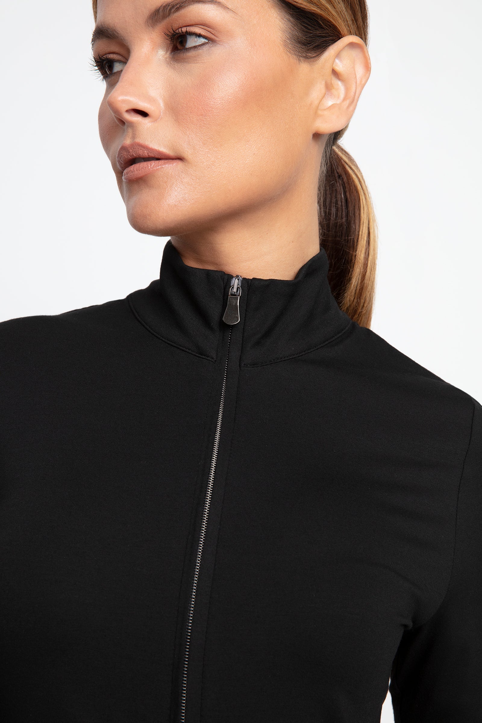 black-8000||