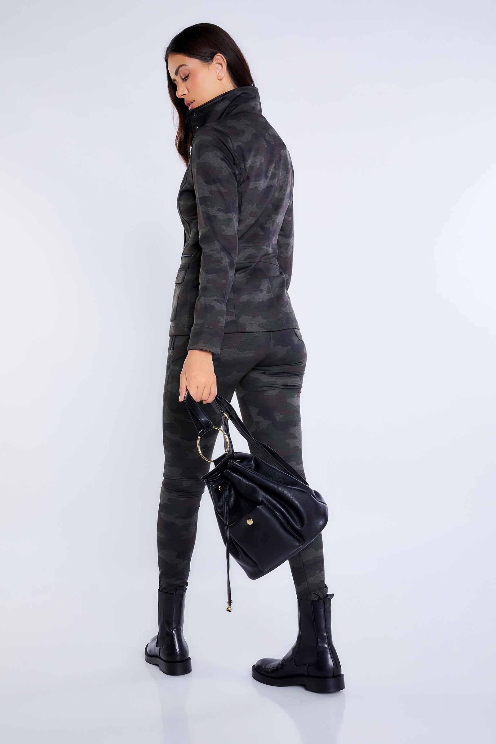 camo b||