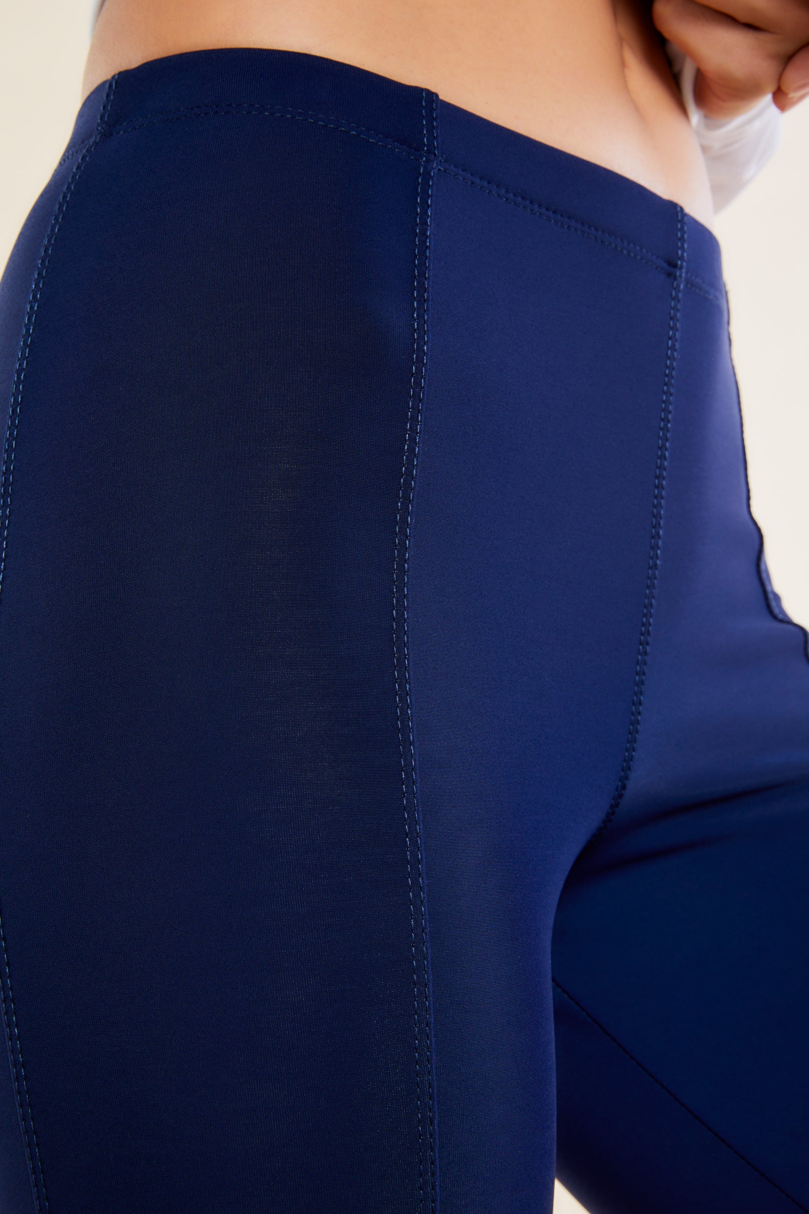 Navy||