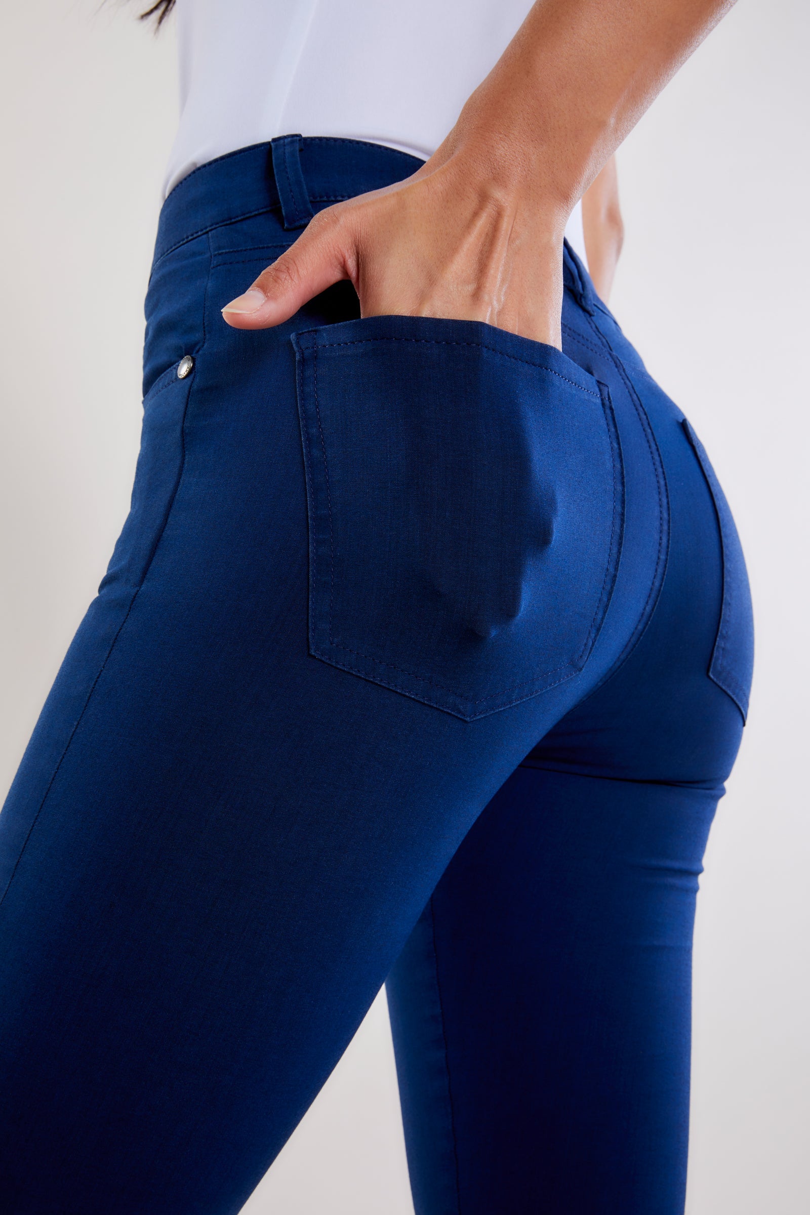 Navy 6000||