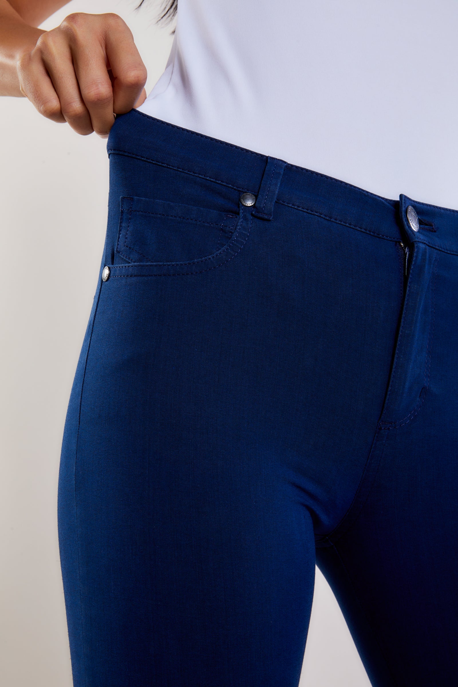 Navy 6000||