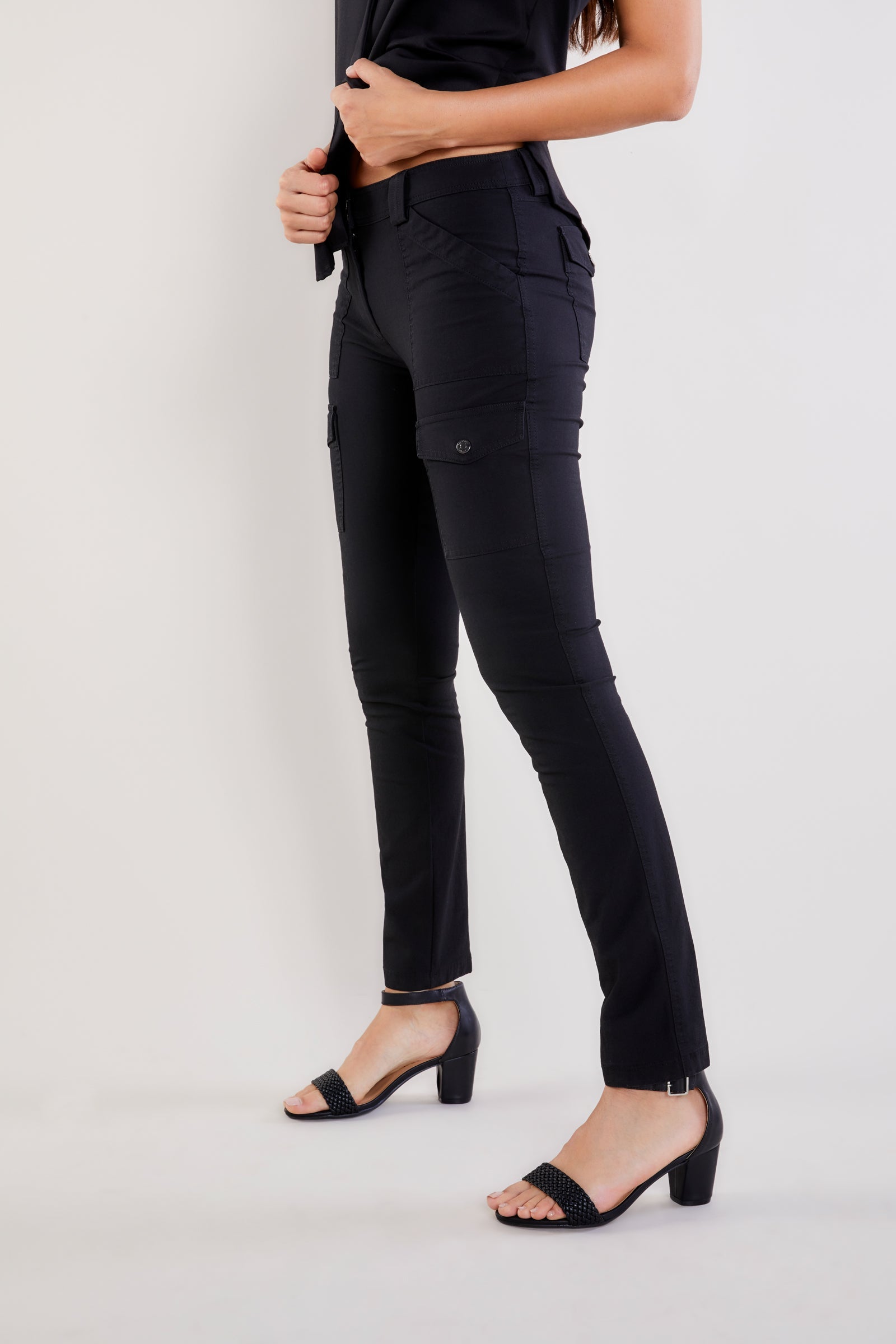 Black || Kate Stretch Denim Cargo Pant