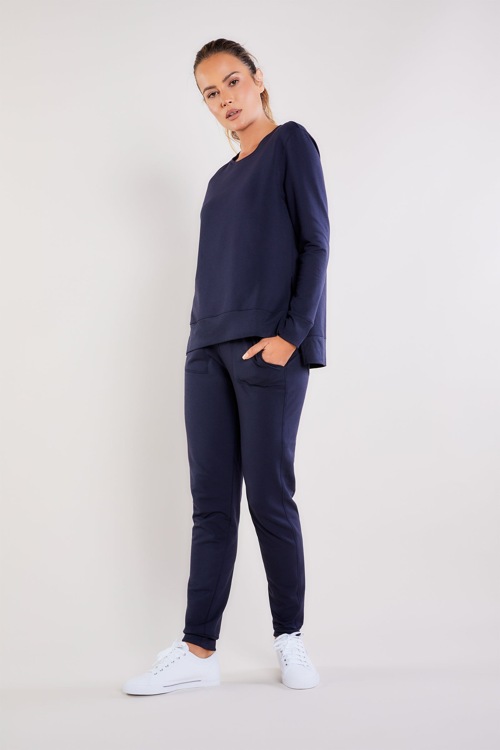 navy 6000||