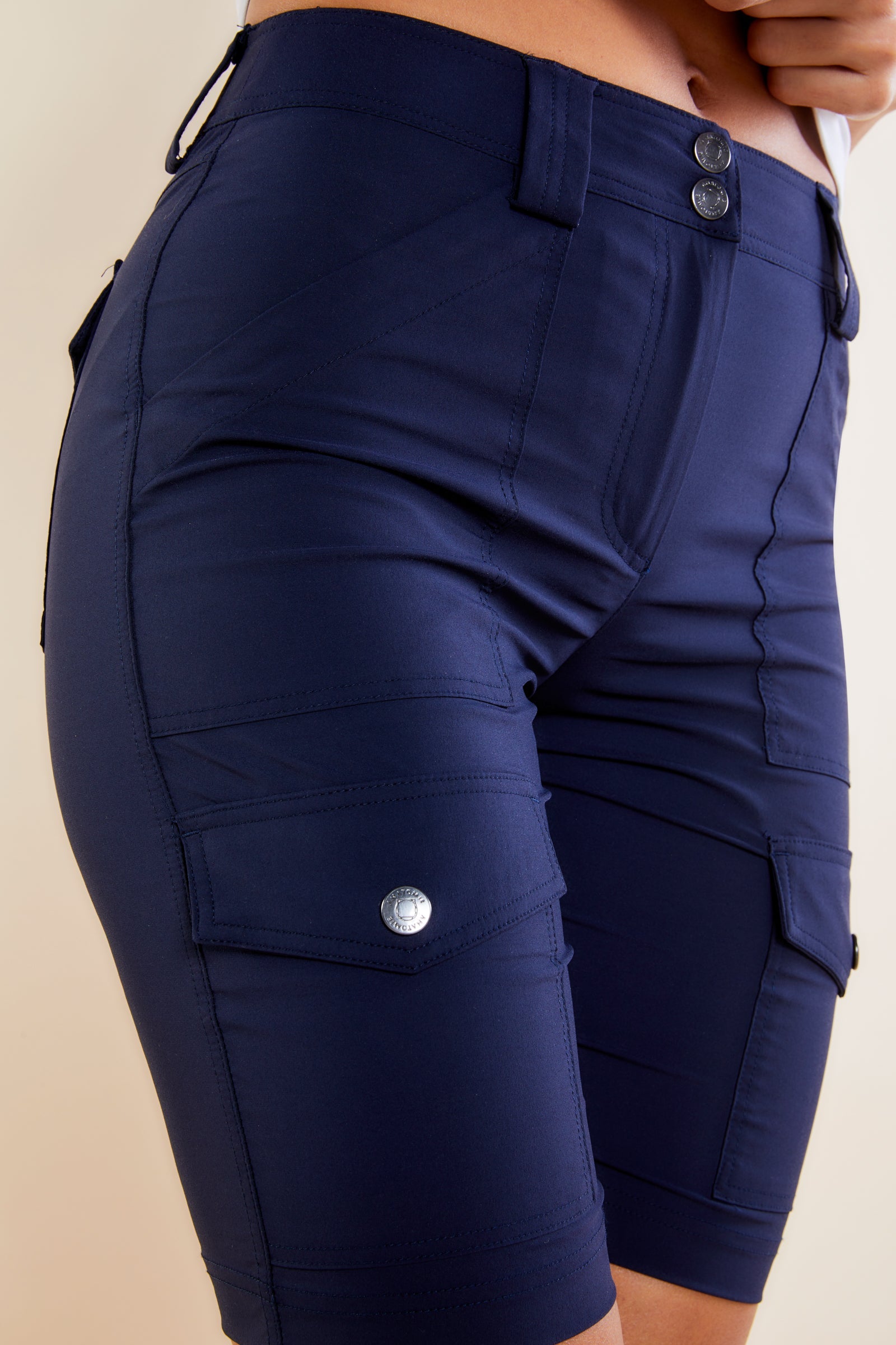 Navy||