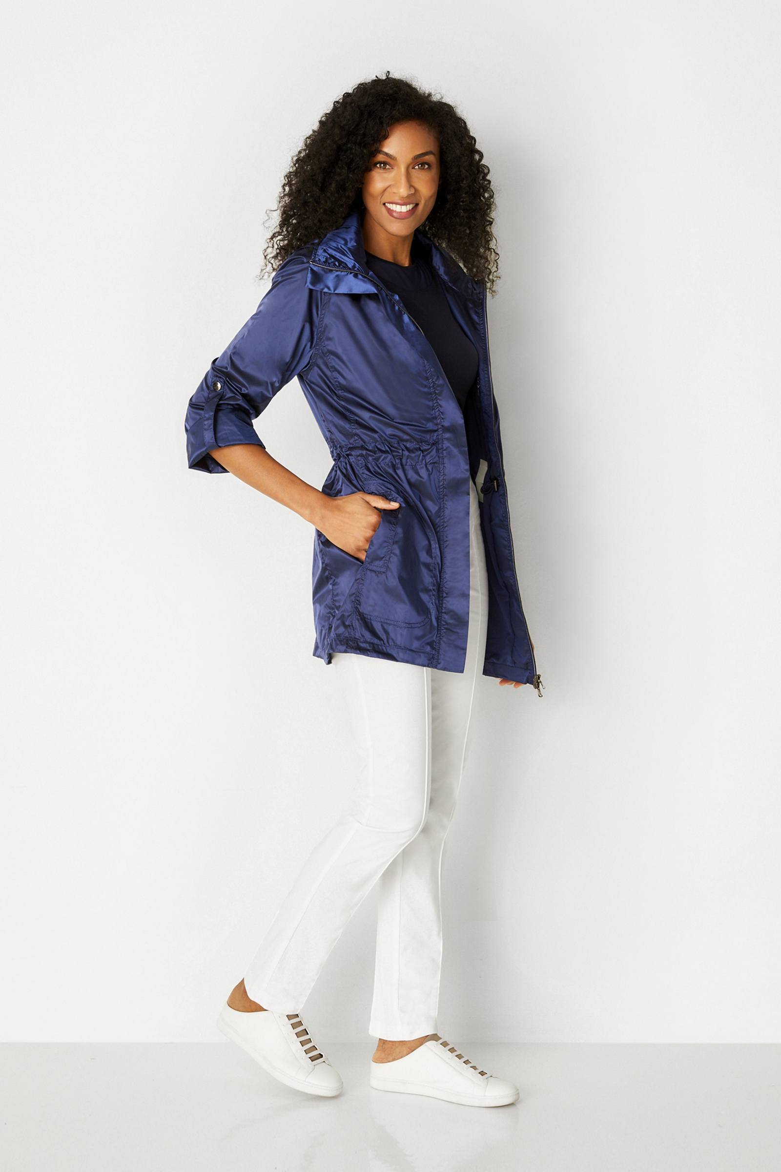Navy||||Essential_As6465_As7929_White_Navy_001-35.mp4