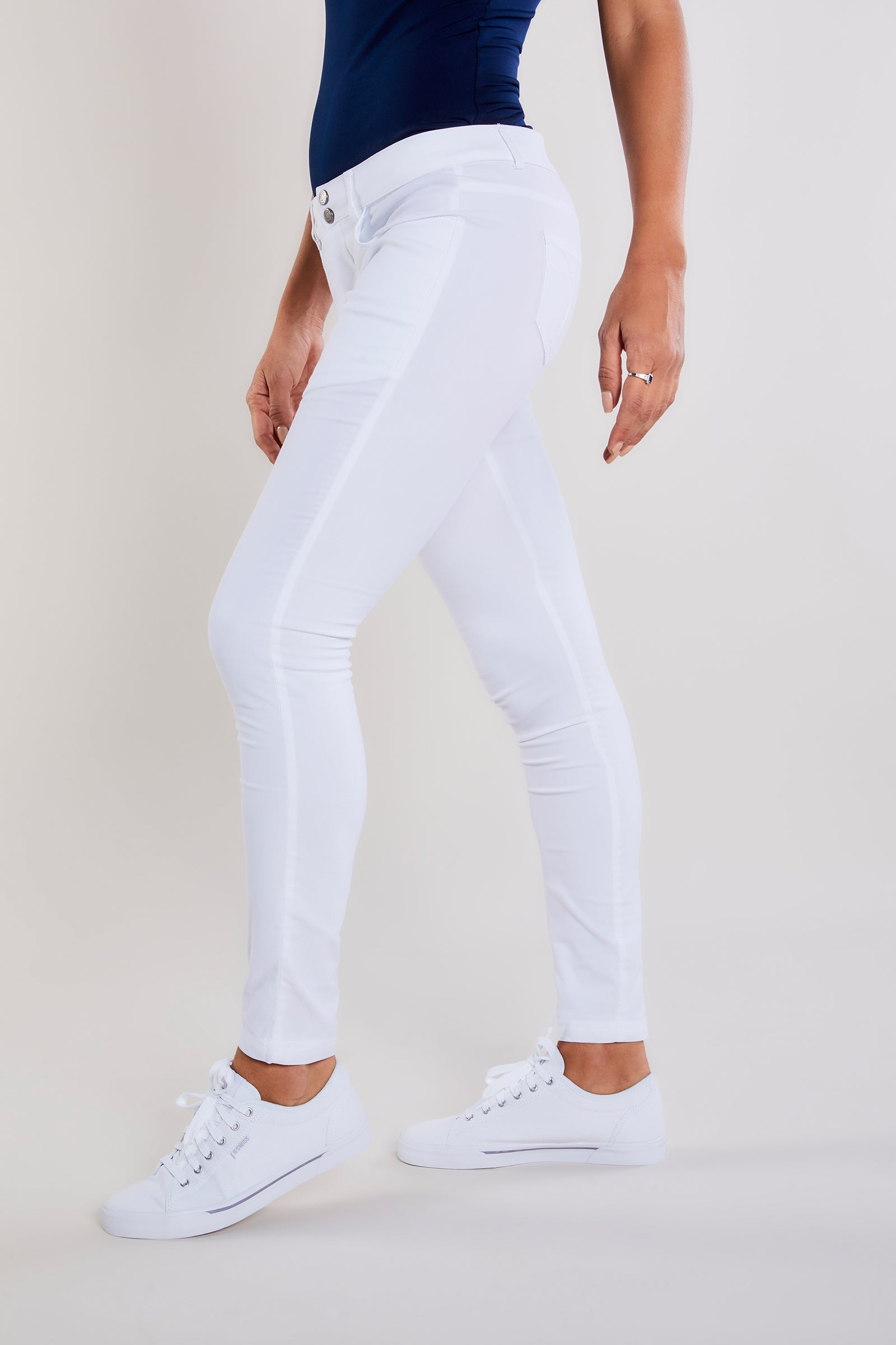 White||