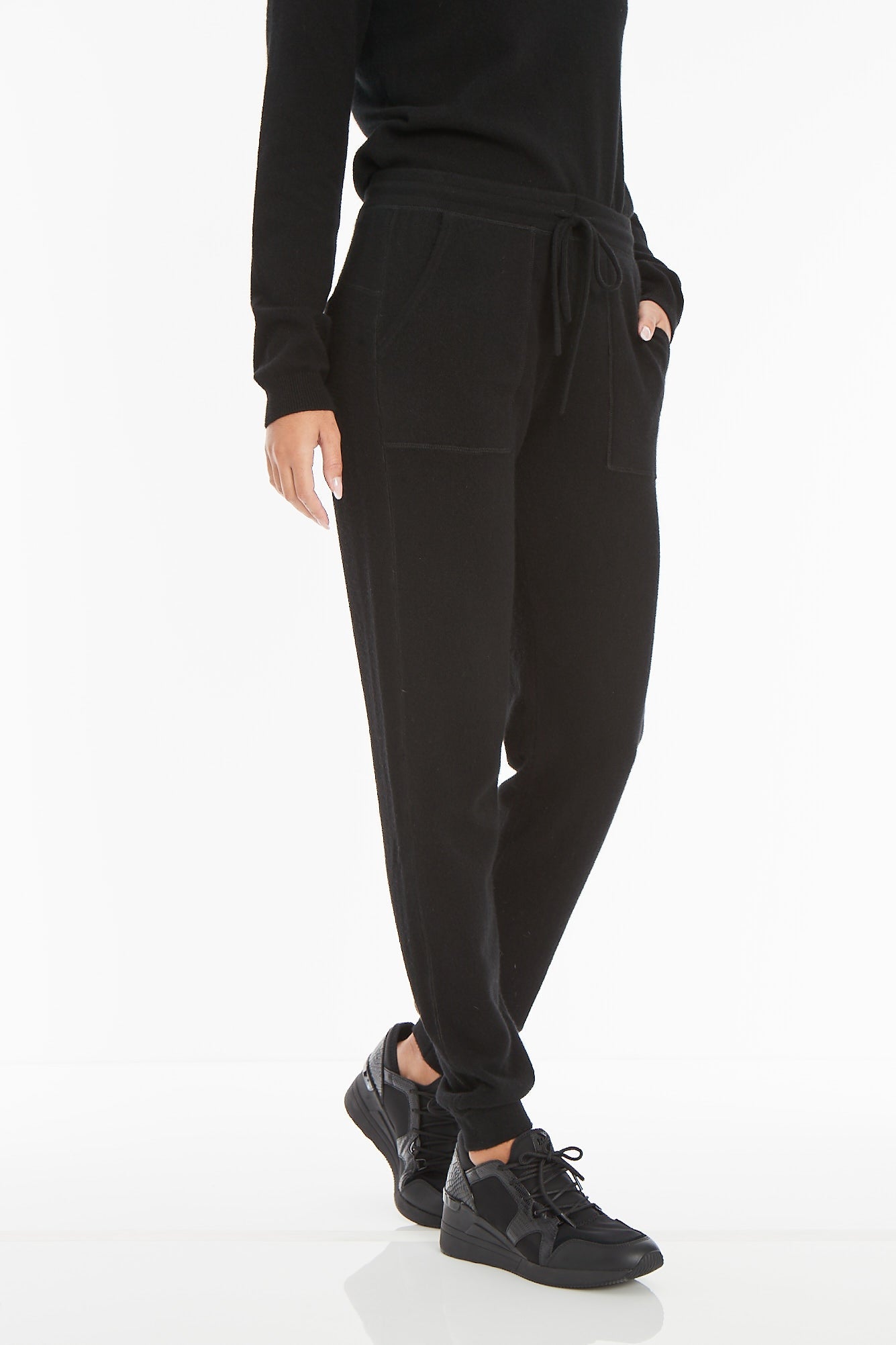 black 8000||