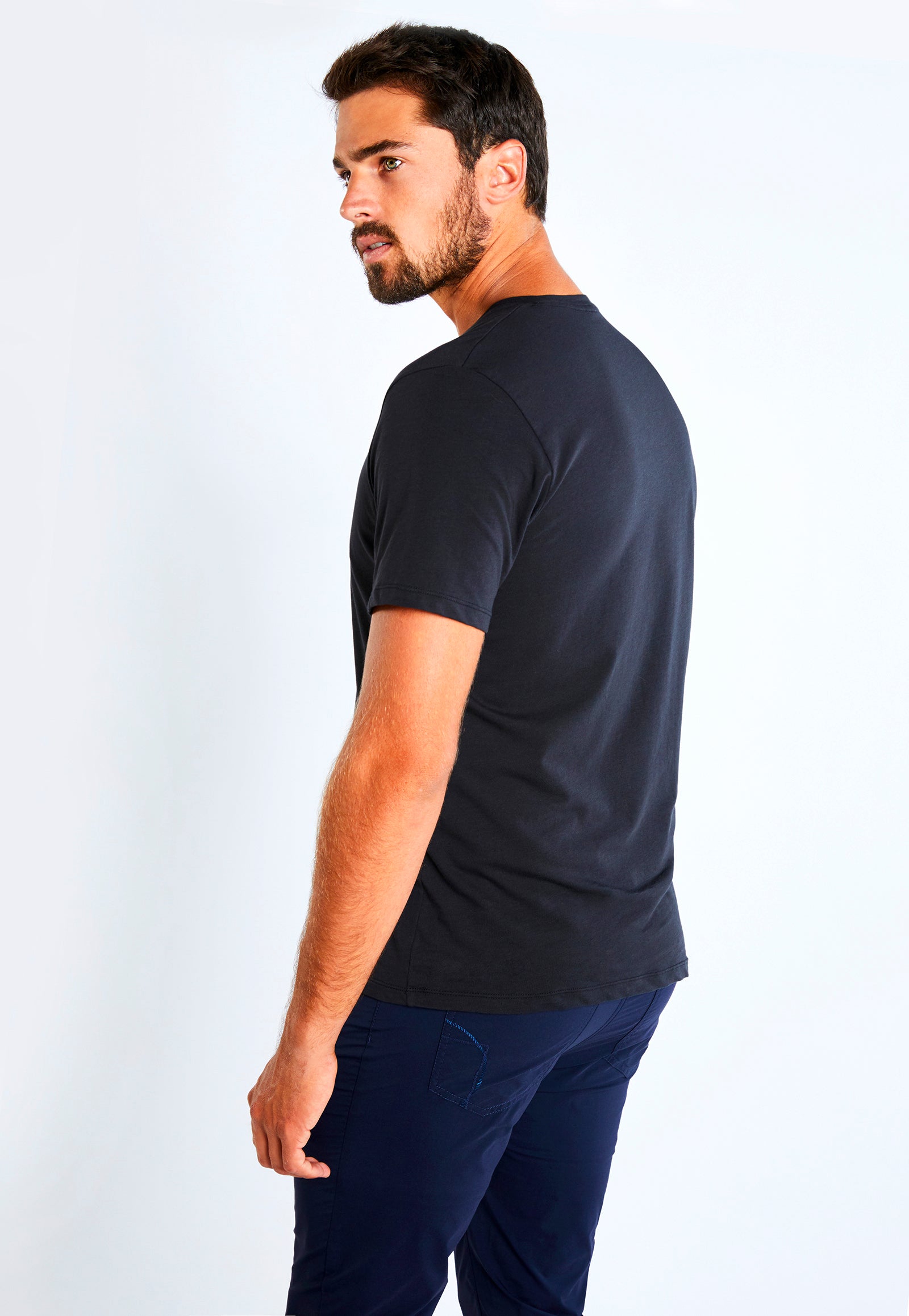 Black||