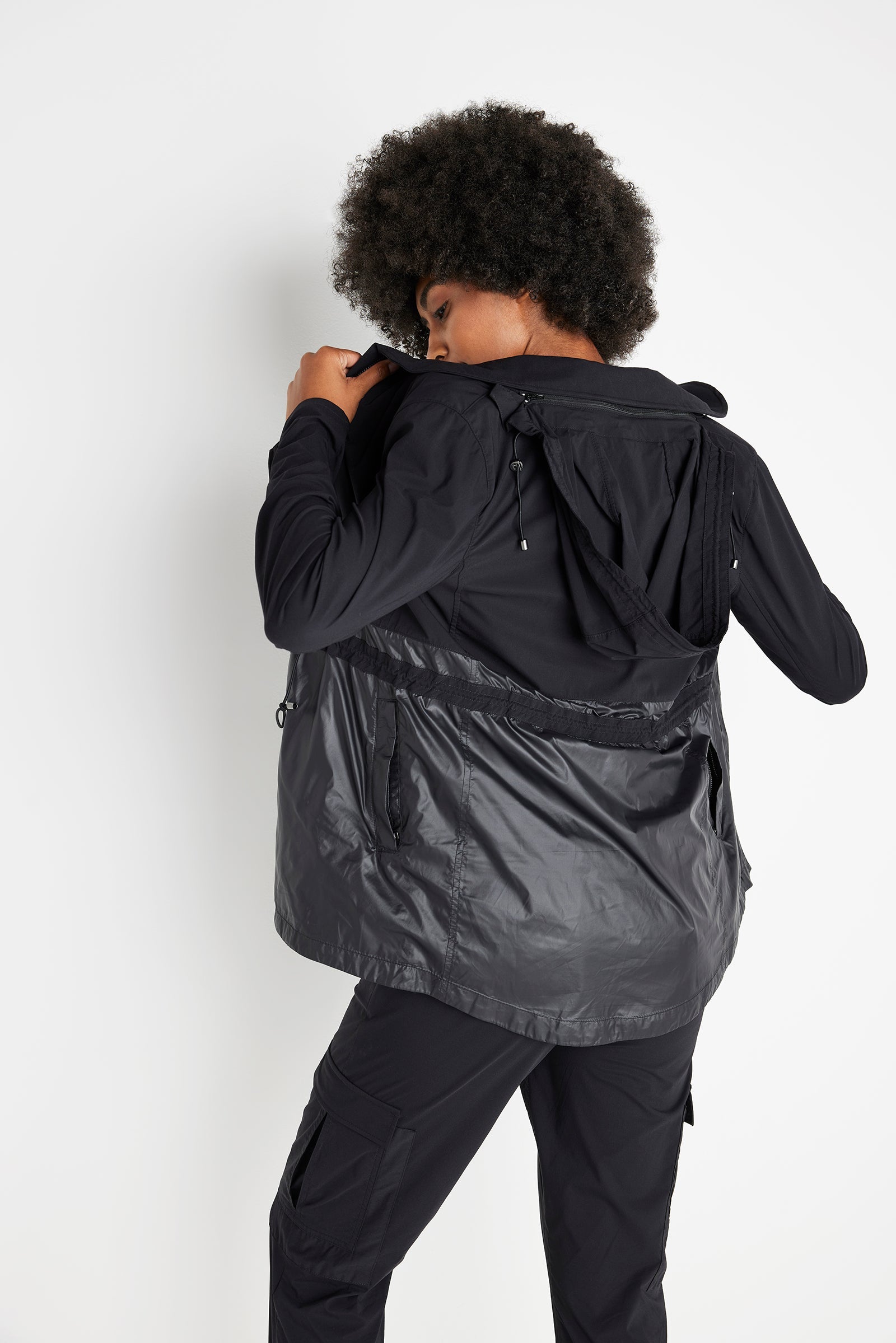 Black 8000||