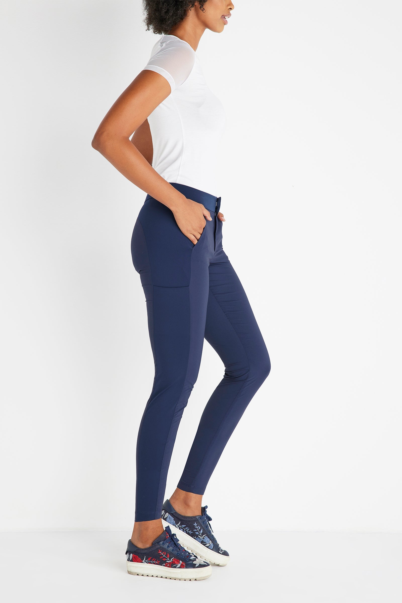 Navy||