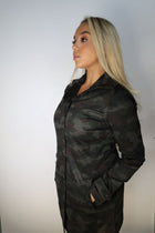 Camo B||