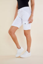 WHITE||