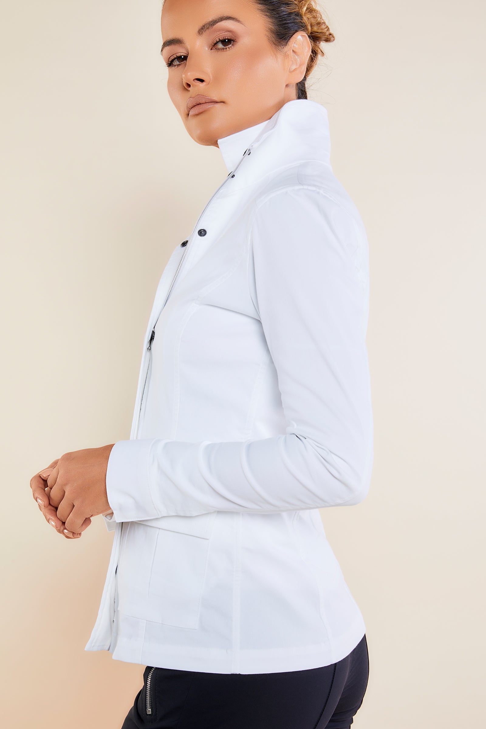 White||
