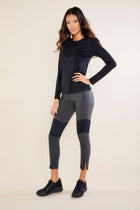 Grey / Black||