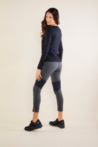 Grey / Black||