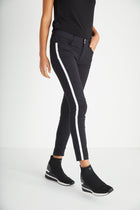 Black/White-stripe||