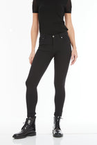 Black||||2021_03_29_March_Catalog_Vertical_12_IGGY_JKT-GREEN_AB1760_6_seconds.mp4