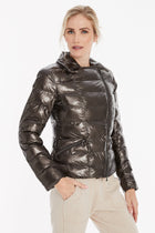 bronze||||2021_03_29_March_Catalog_Vertical_25_JUDI_PUFFER_JKT-BRONZE-AB1746_7_seconds.mp4