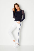 white with navy stripe||