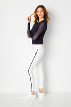 white with navy stripe||