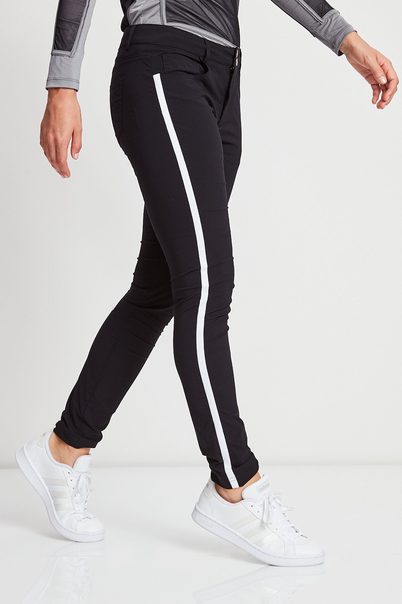 Black/White-stripe||